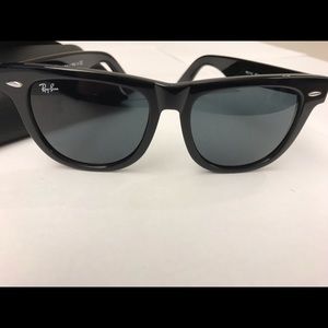 Ray-Ban Wayfarers Brand new